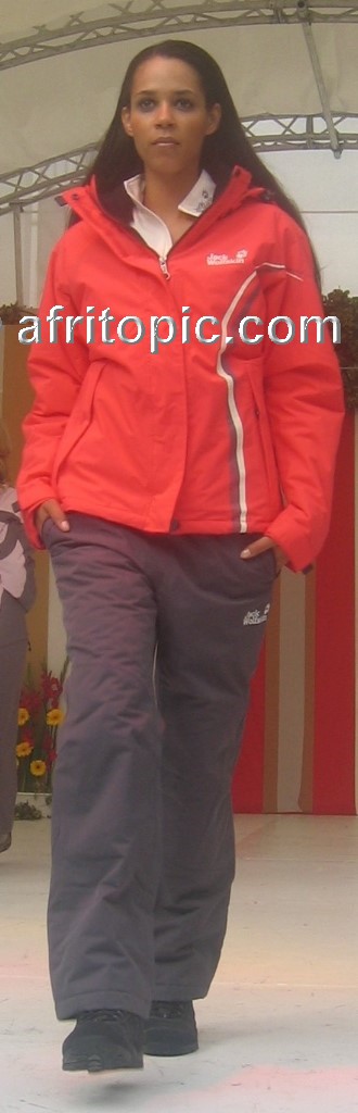 ../Images/krefash2 593b.jpg